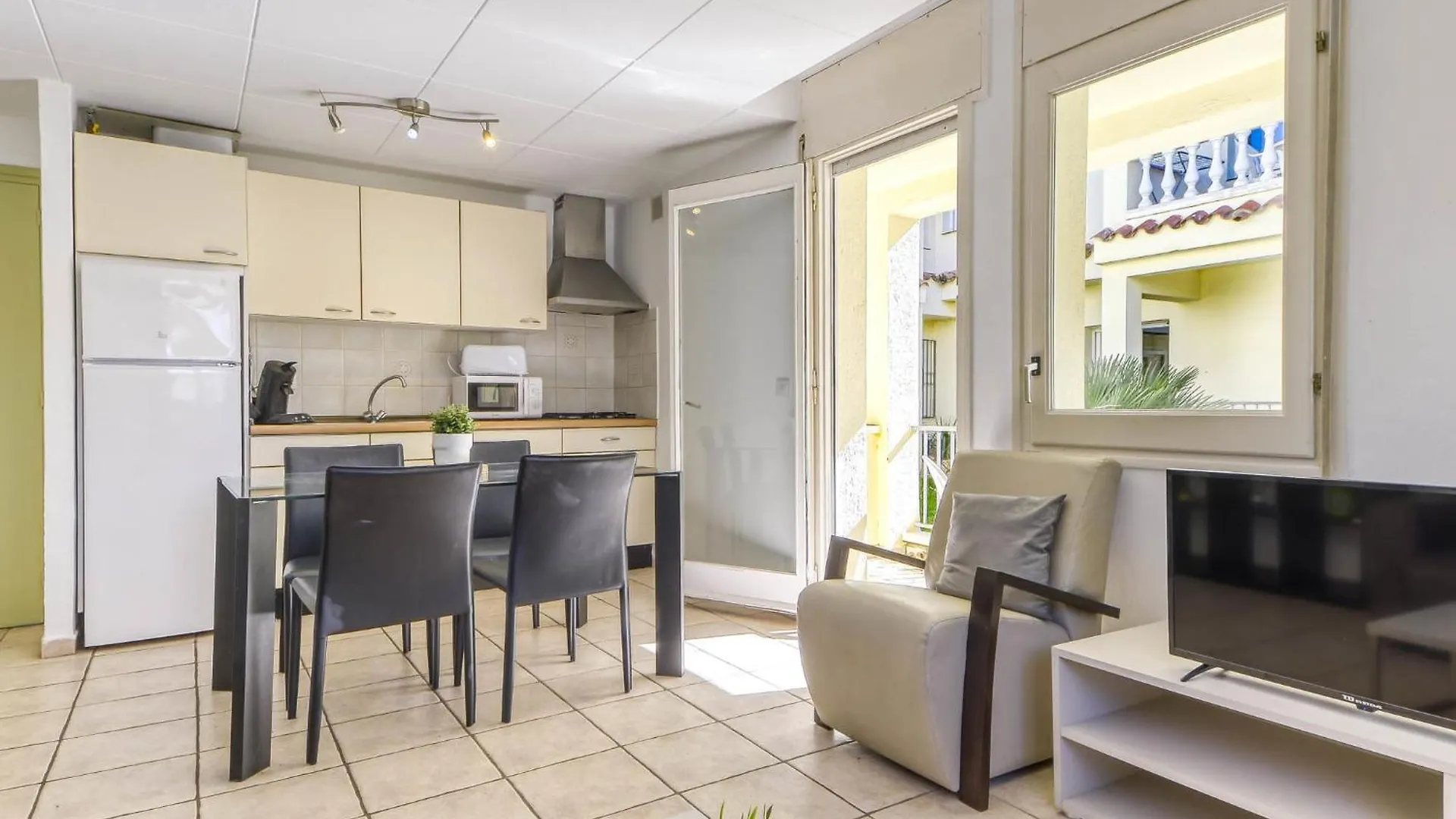 Apartment Muga-1 By Interhome Empuriabrava